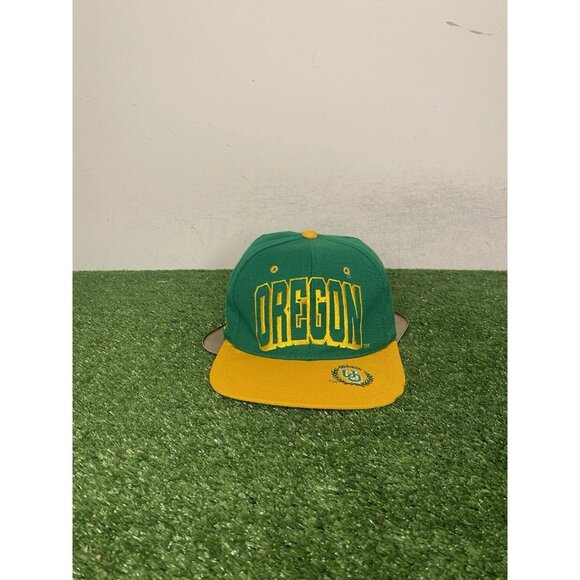 Vintage Oregon Ducks hat cap snap back green yellow bubble letter graffiti mens - Picture 1 of 9